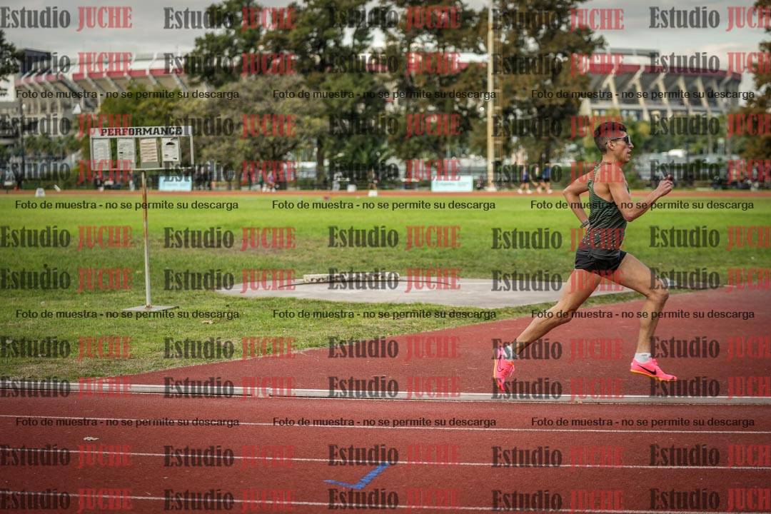 Fotos de los 1500 m llanos de varones