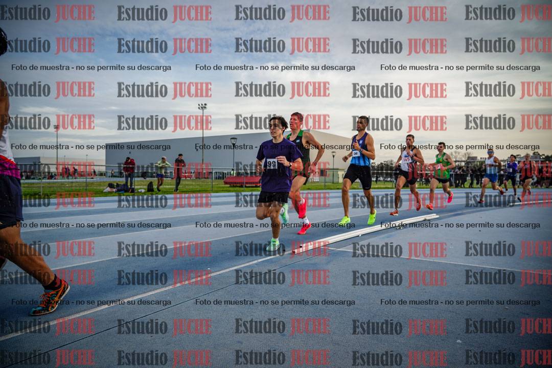 Fotos de los 1500 m llanos de varones
