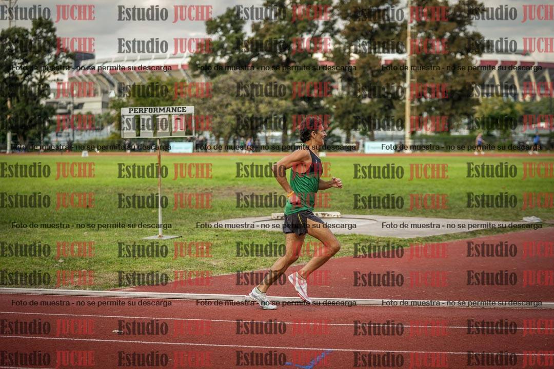Fotos de los 1500 m llanos de varones