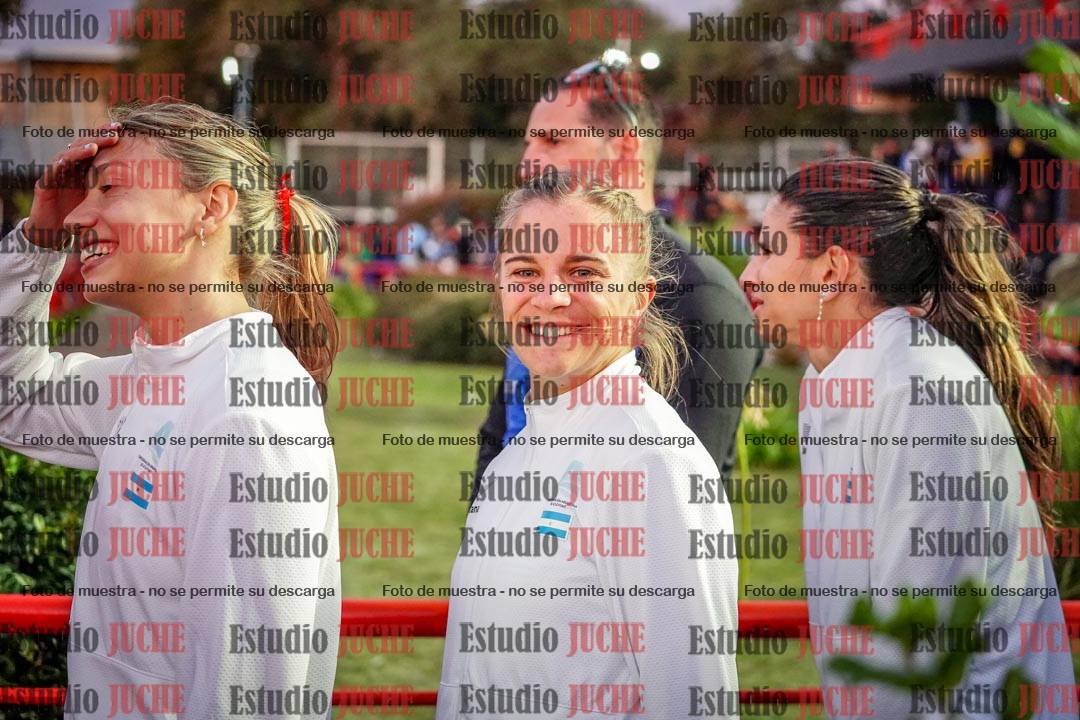 Fotos de algunos extras y podios del día 3