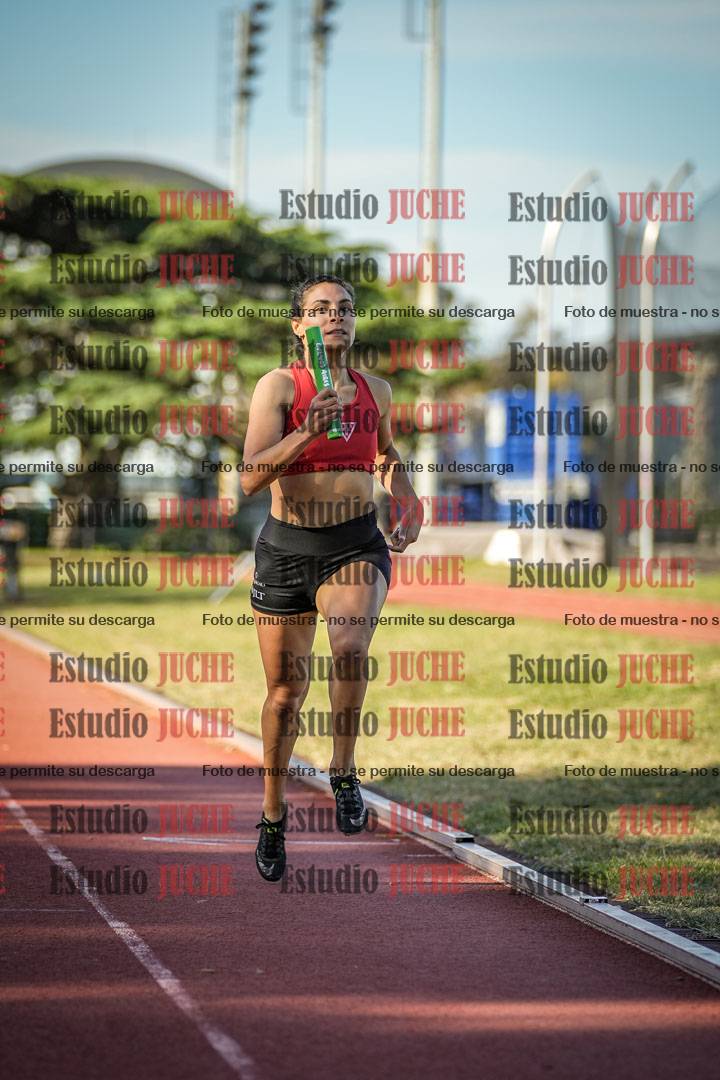Fotos de las Postas 4x400 m de mujeres