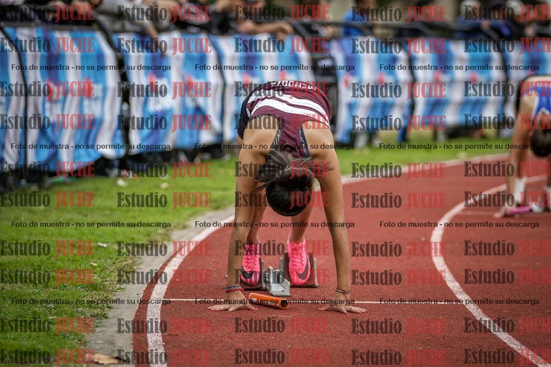 Fotos de las postas 4x100 m llanos de mujeres