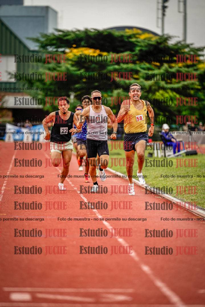 Fotos de los 800 m de varones