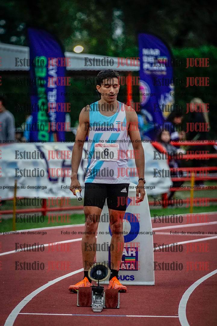 Fotos de los relevos 4x400 m mixtos