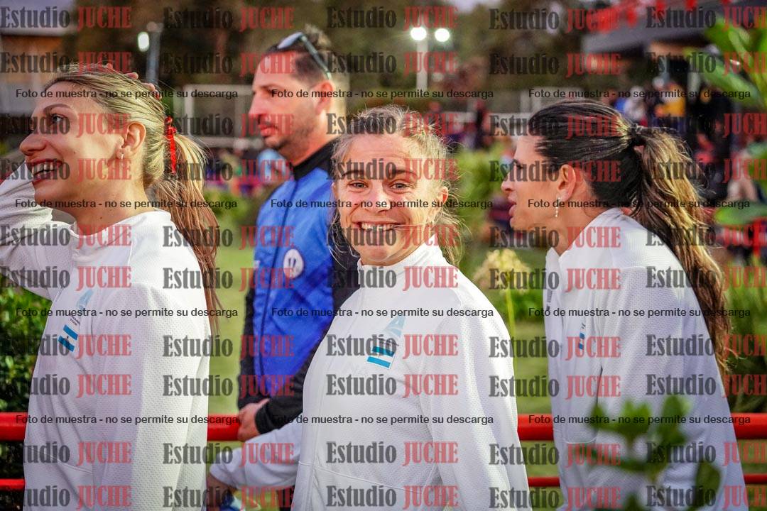 Fotos de algunos extras y podios del día 3