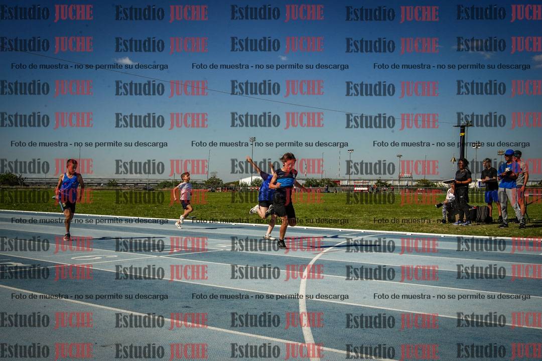 Fotos de los 50 m llanos de varones
