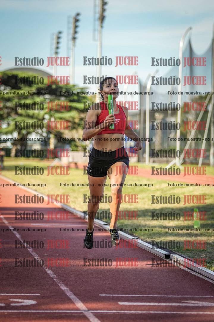 Fotos de las Postas 4x400 m de mujeres