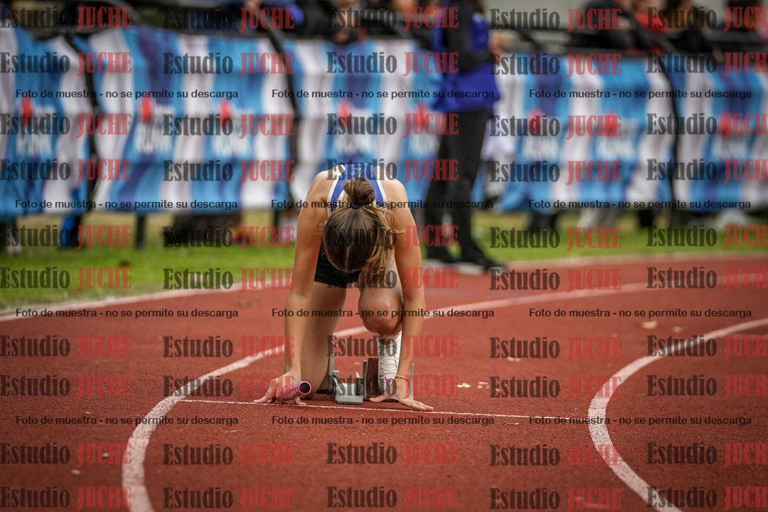 Fotos de las postas 4x100 m llanos de mujeres