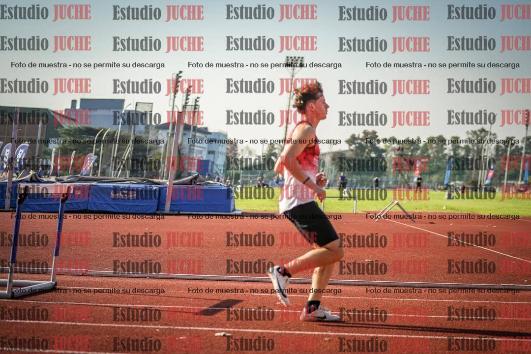 Fotos de los 400 m con vallas de varones