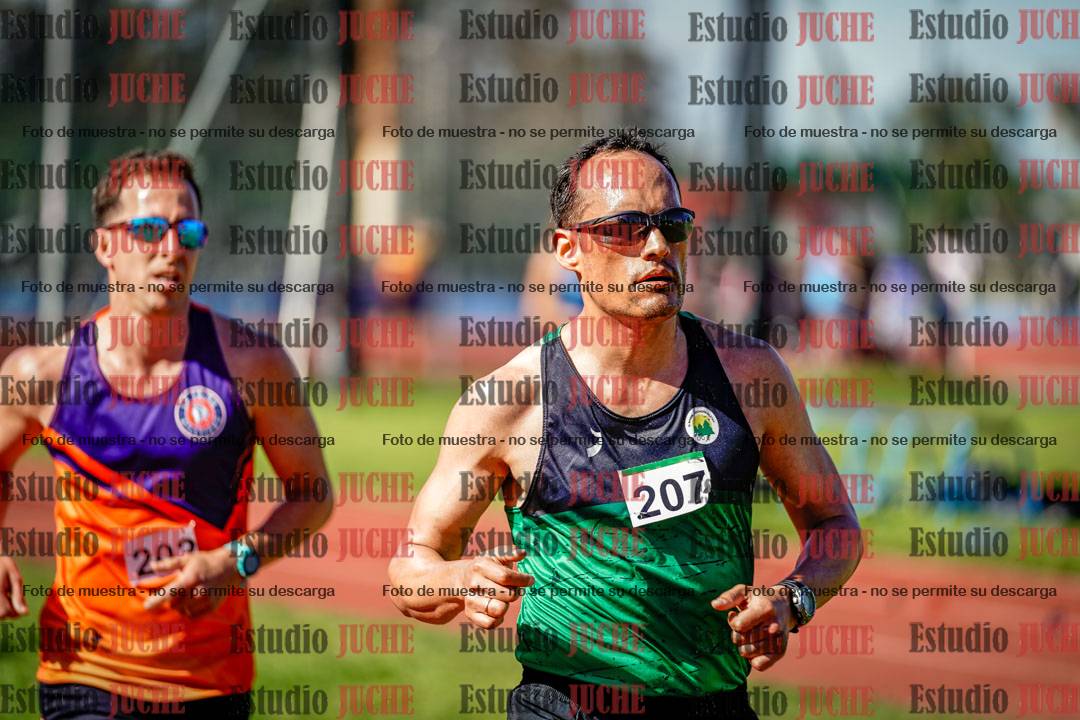 Fotos de los 5000 m llanos de mujeres y varones