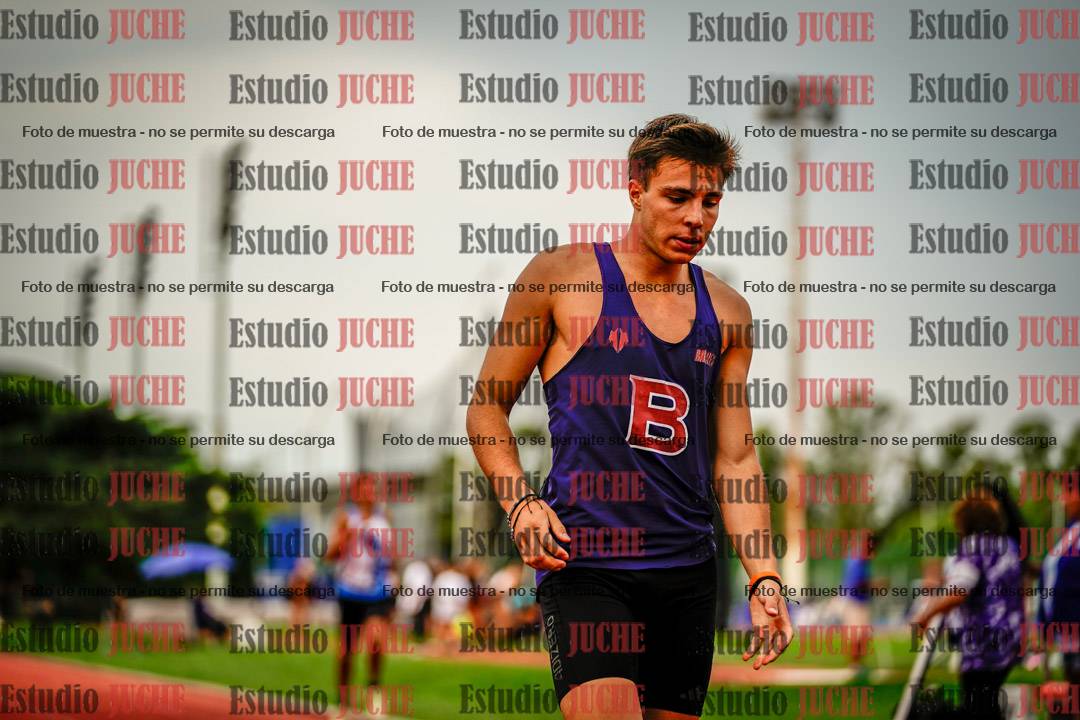 Fotos de los 400 m llanos de varones