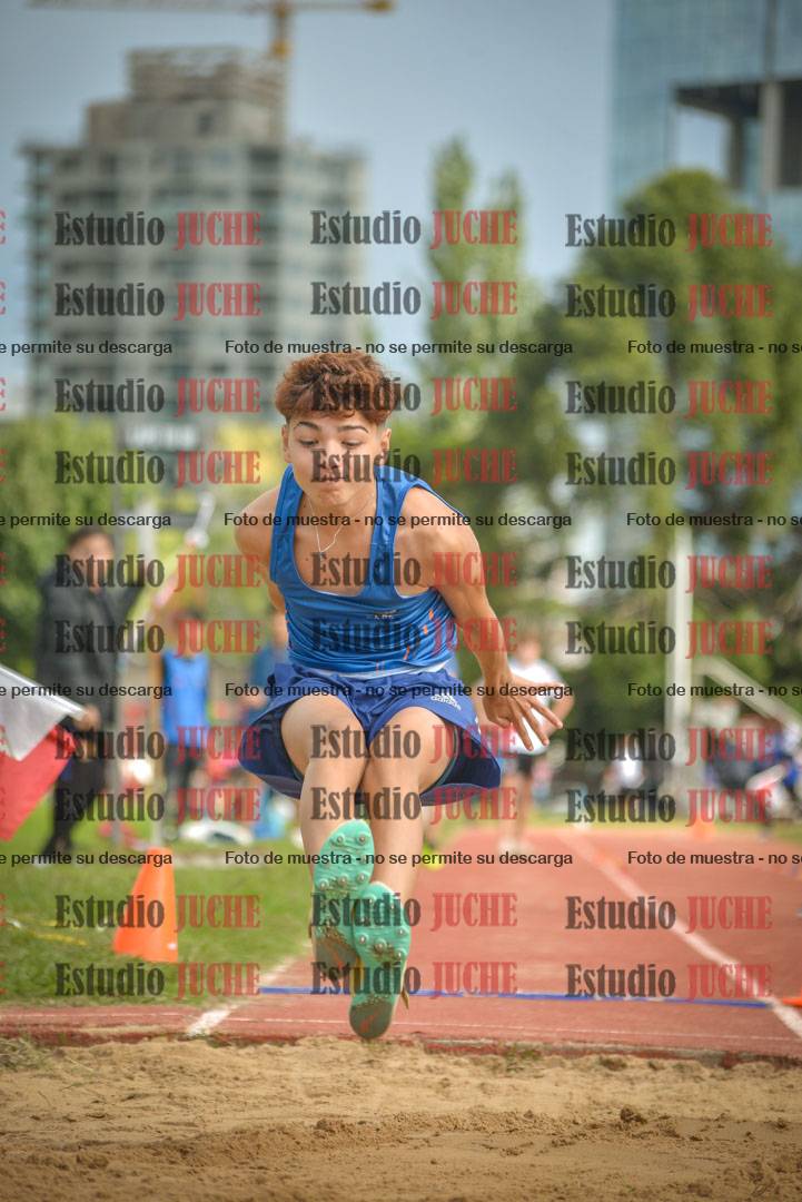Fotos del salto en largo - varones U16