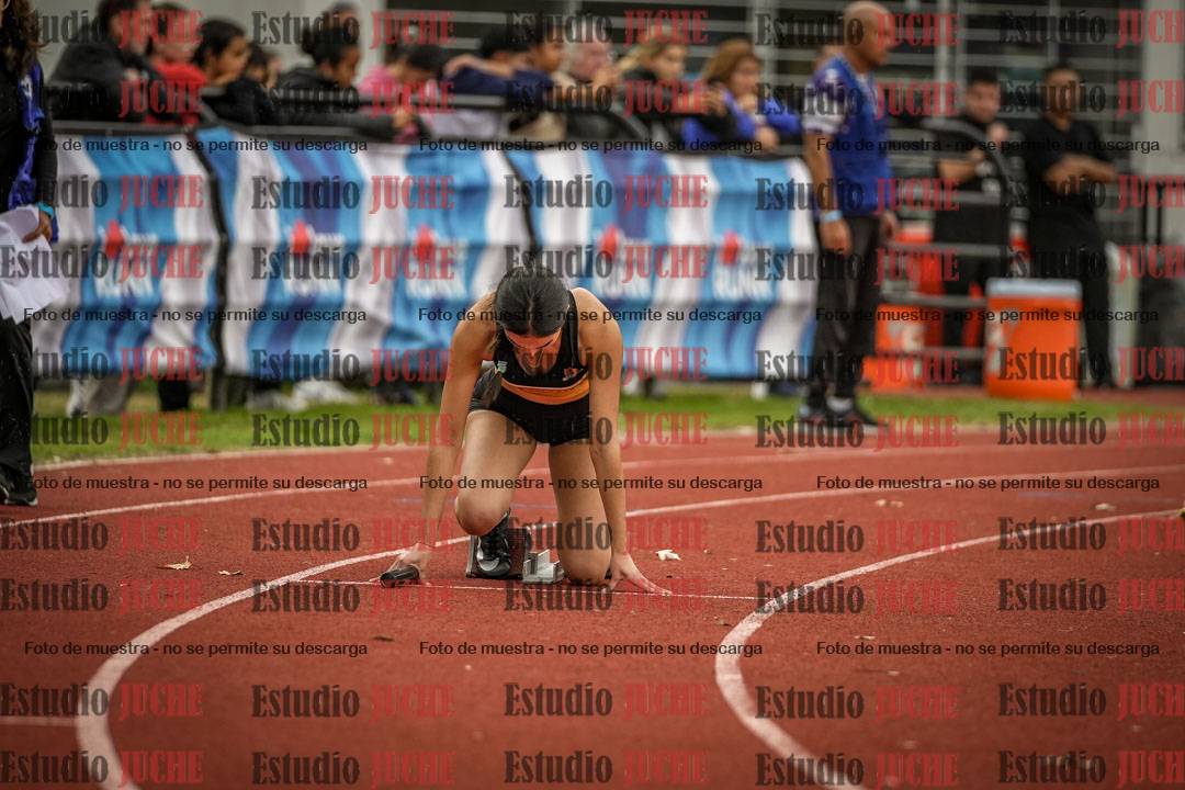 Fotos de las postas 4x100 m llanos de mujeres