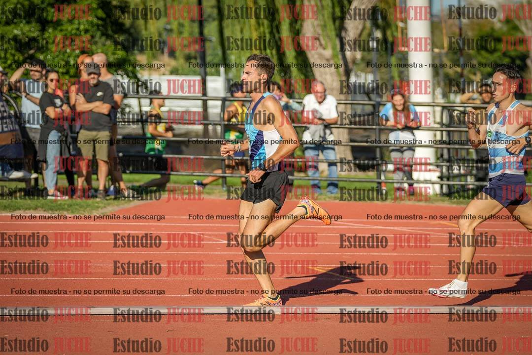 Fotos de los 3000 m llanos de varones