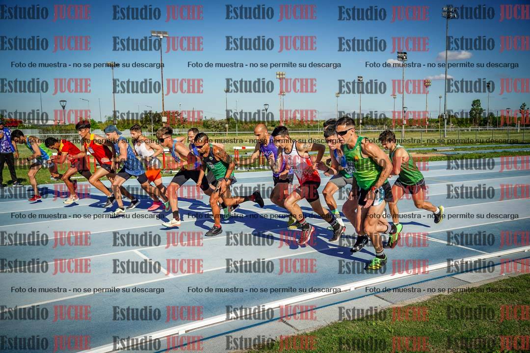 Fotos de los 3000 m llanos de varones