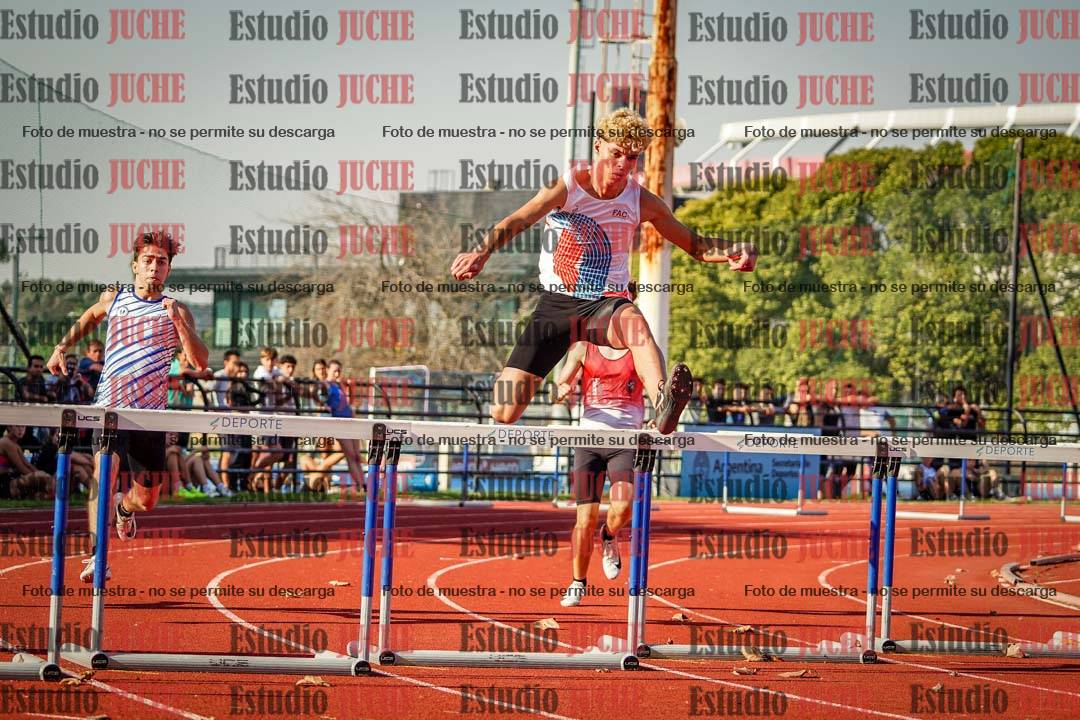 Fotos de los 400 m con vallas de varones