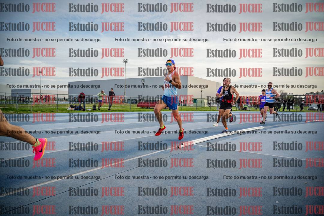 Fotos de los 1500 m llanos de varones