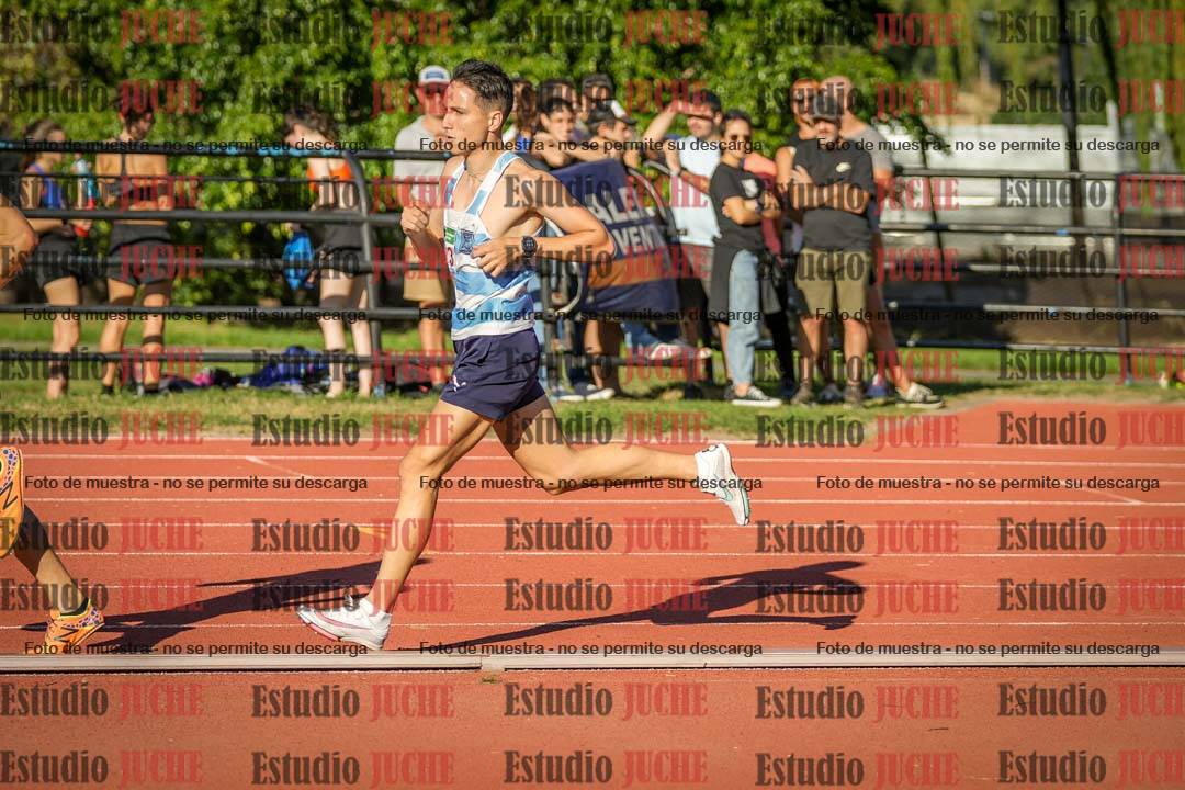 Fotos de los 3000 m llanos de varones