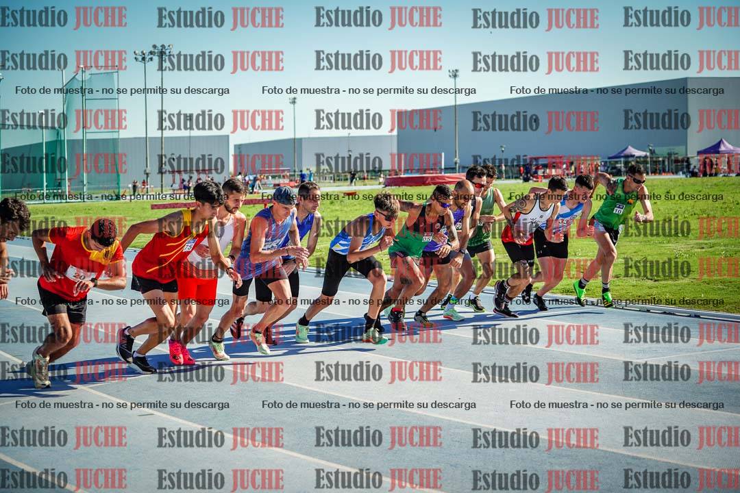 Fotos de los 3000 m llanos de varones