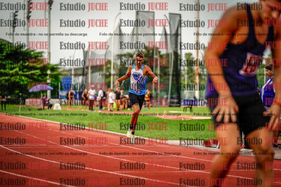 Fotos de los 400 m llanos de varones