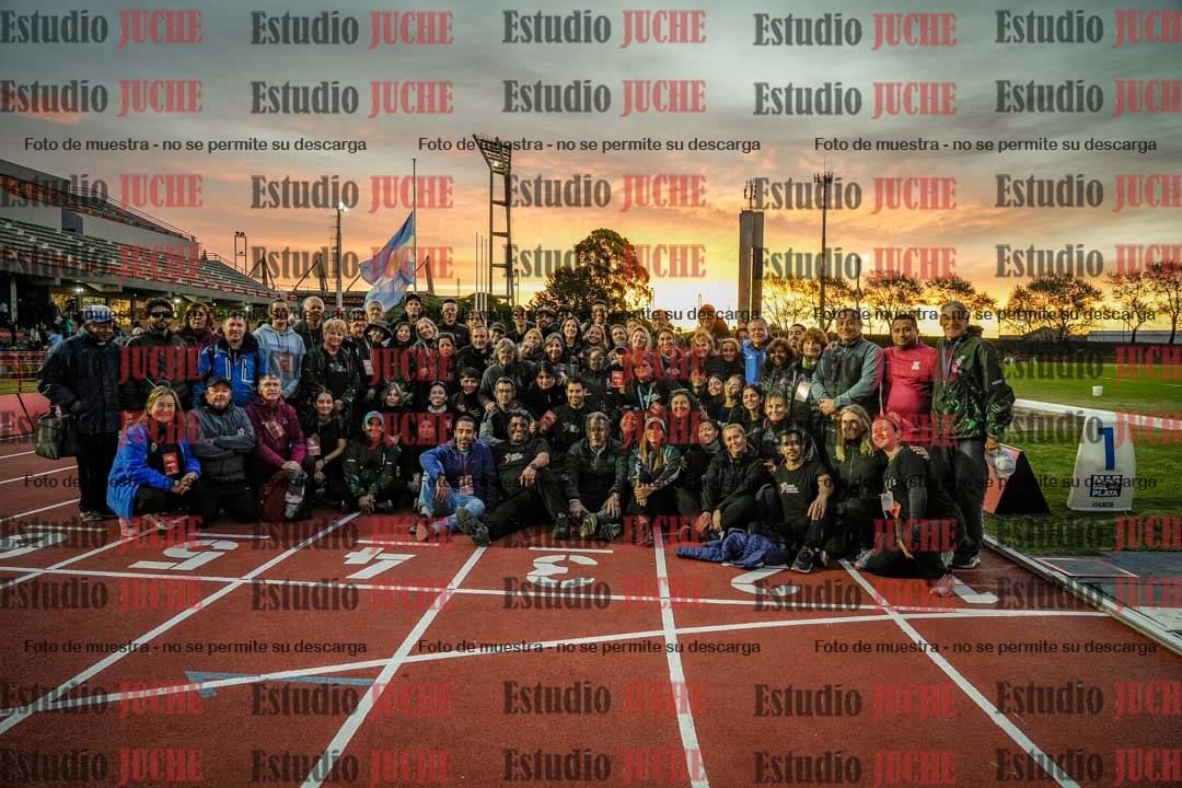 Fotos de algunos extras y podios del día 3
