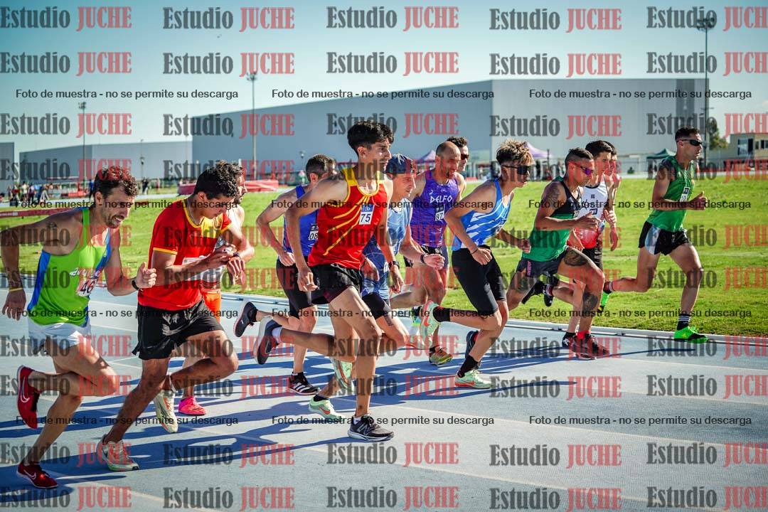 Fotos de los 3000 m llanos de varones