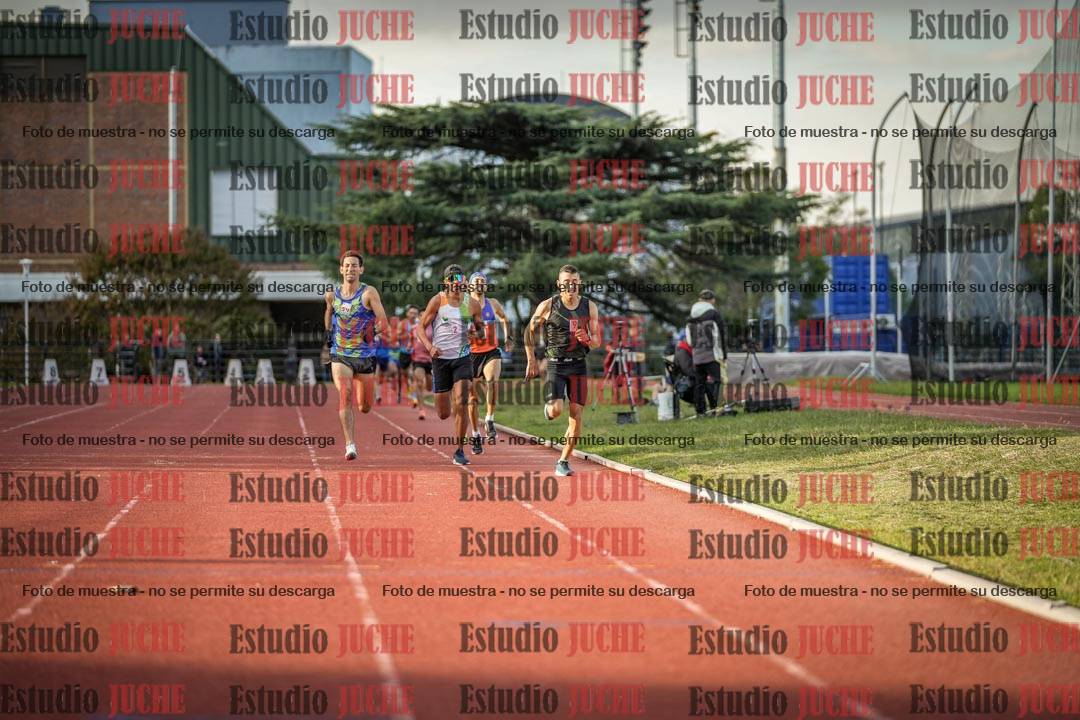 Fotos de los 1500 m llanos de varones