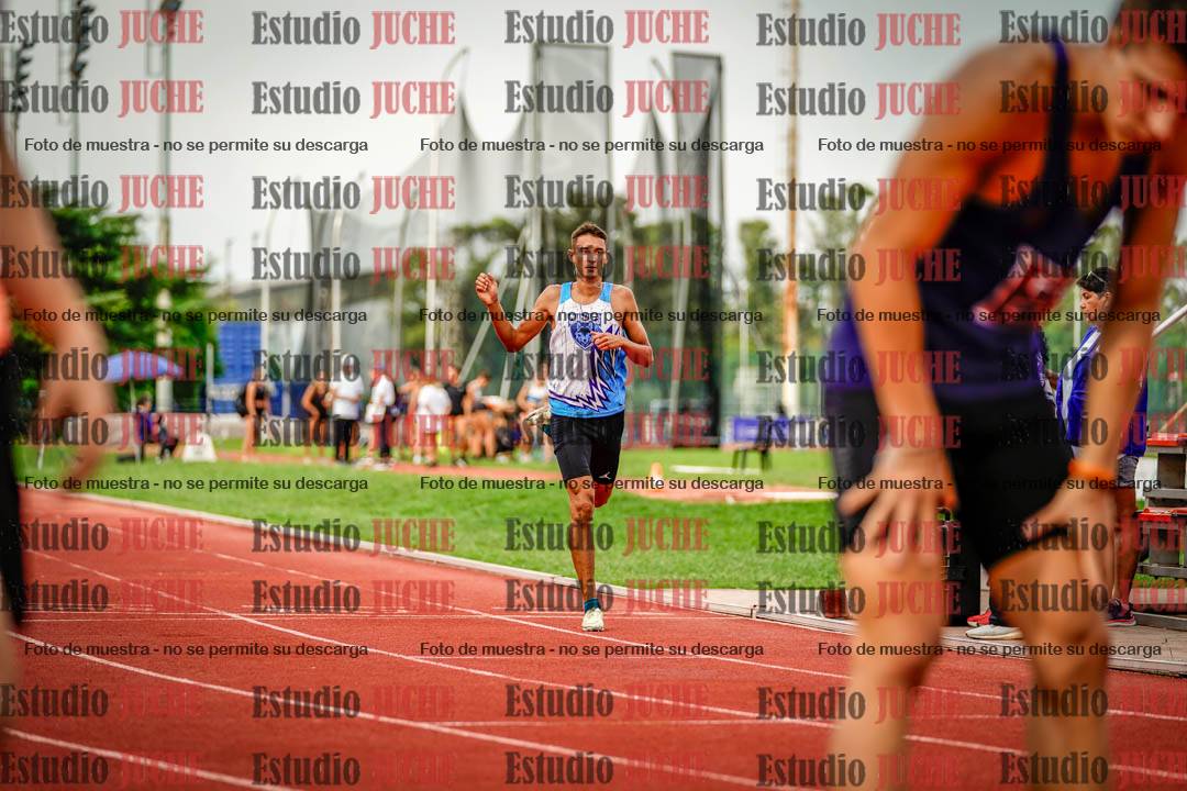 Fotos de los 400 m llanos de varones