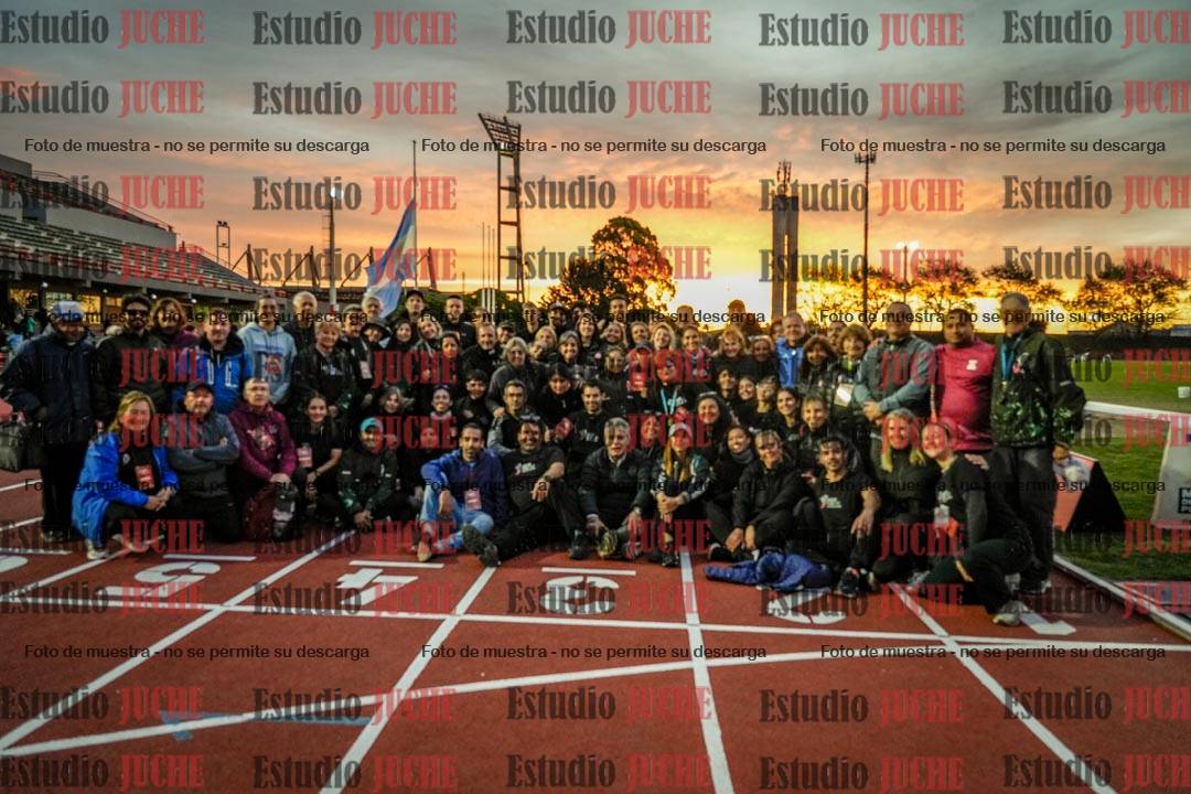 Fotos de algunos extras y podios del día 3