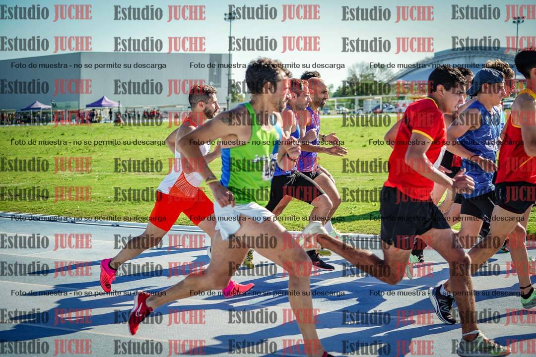 Fotos de los 3000 m llanos de varones