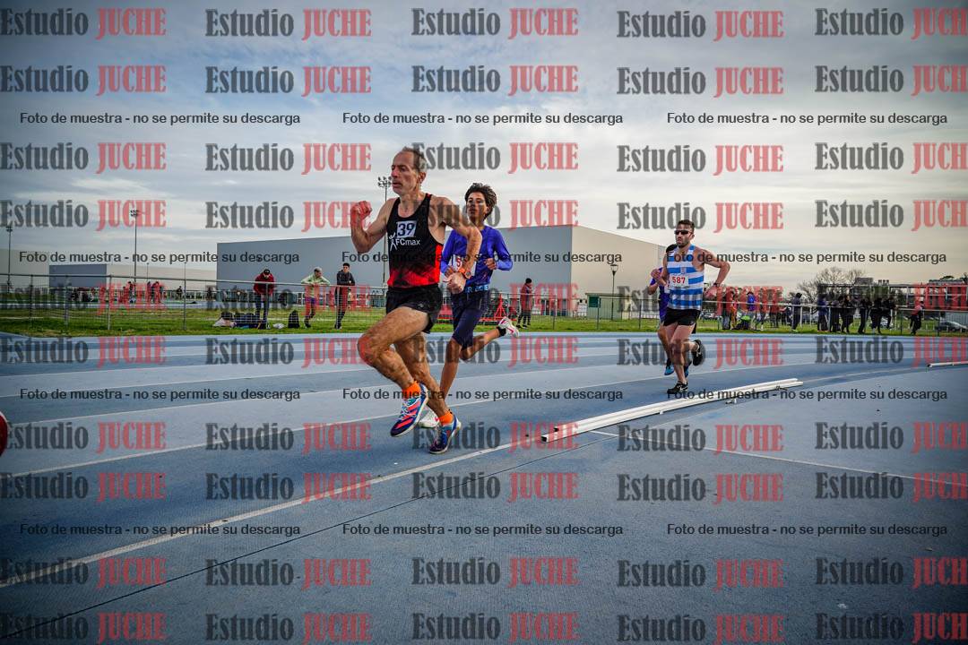Fotos de los 1500 m llanos de varones
