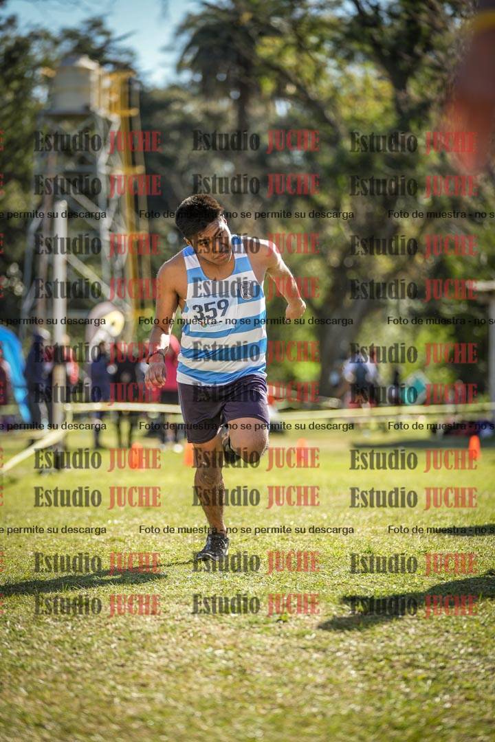 Fotos de la llegada del cross de 8000 m