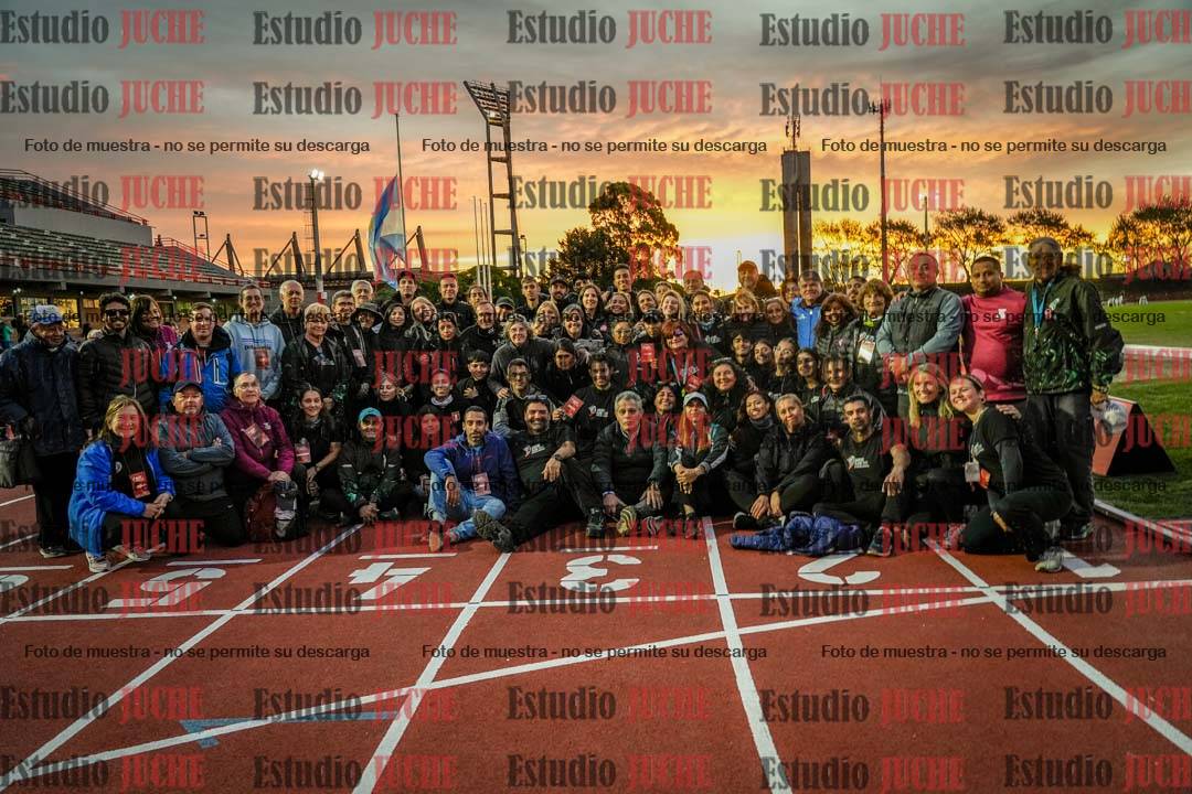 Fotos de algunos extras y podios del día 3