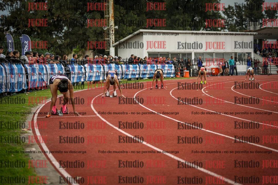 Fotos de las postas 4x100 m llanos de mujeres