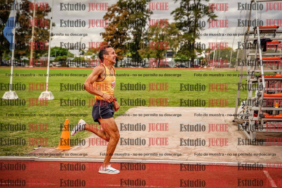 Fotos de los 800 m de varones