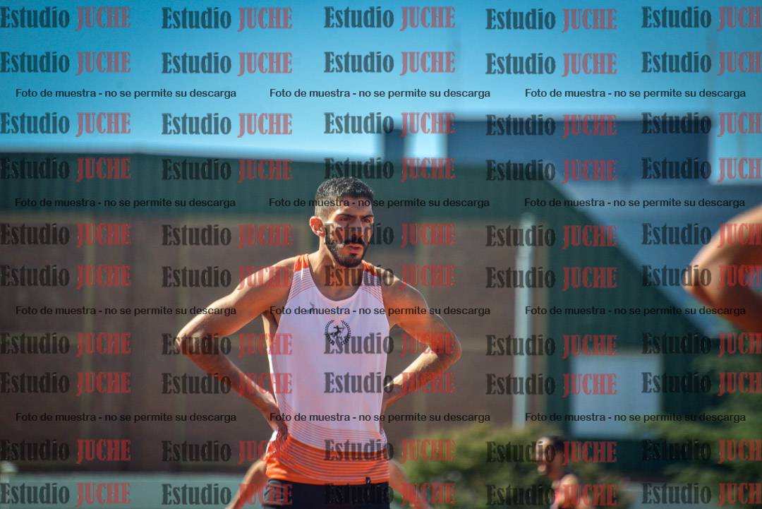 Fotos de los 400 m llanos de varones