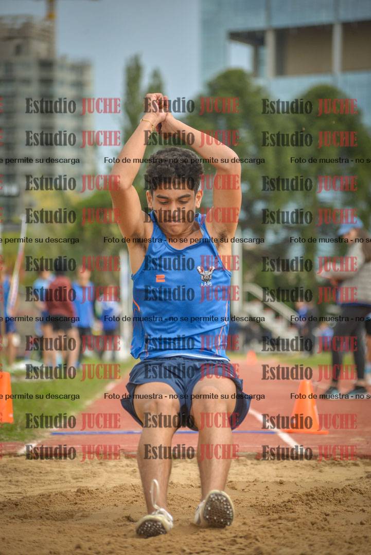 Fotos del salto en largo - varones U16