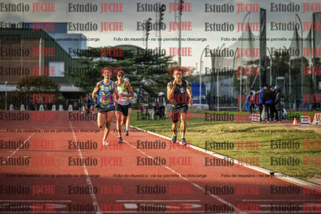 Fotos de los 1500 m llanos de varones