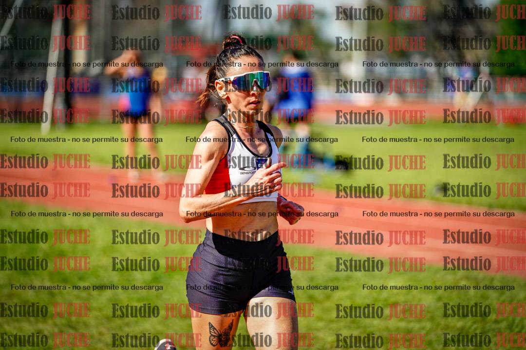 Fotos de los 5000 m llanos de mujeres y varones