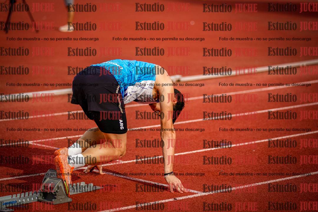 Fotos de los 400 m llanos de varones
