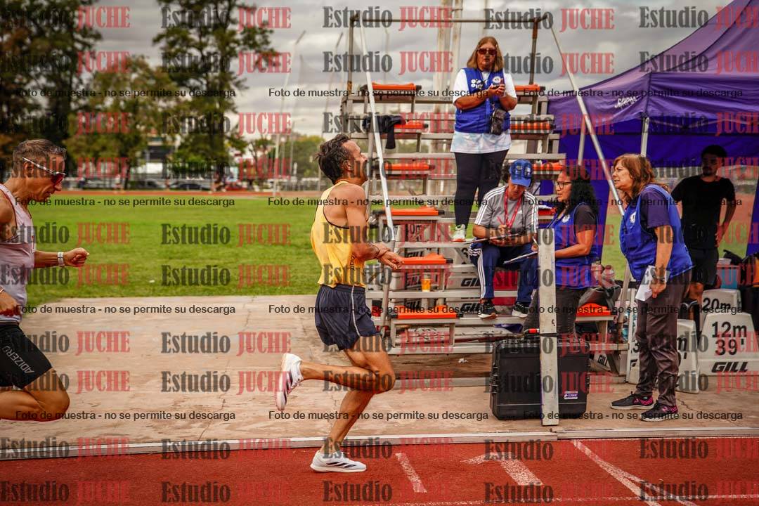 Fotos de los 800 m de varones
