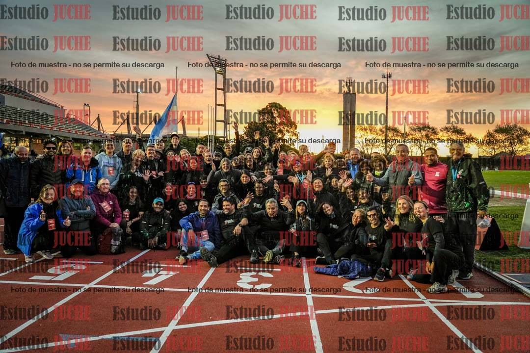 Fotos de algunos extras y podios del día 3