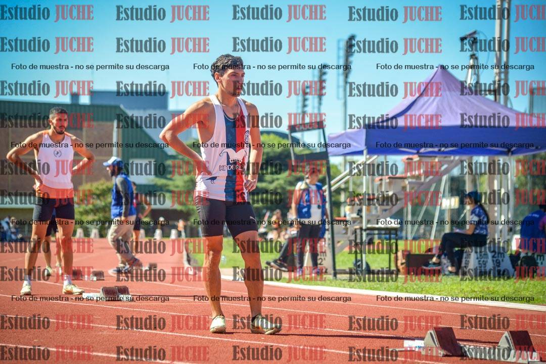 Fotos de los 400 m llanos de varones