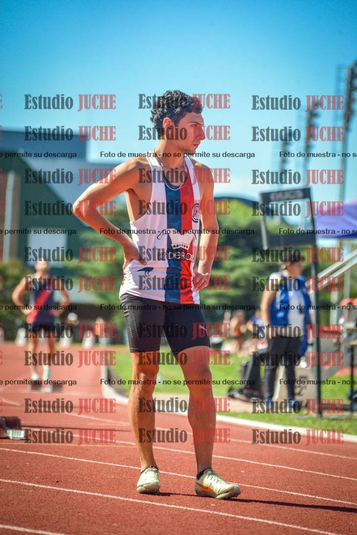 Fotos de los 400 m llanos de varones