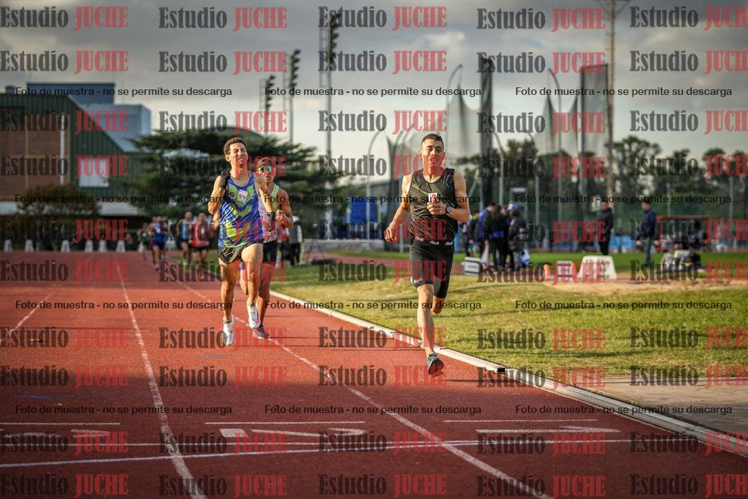 Fotos de los 1500 m llanos de varones