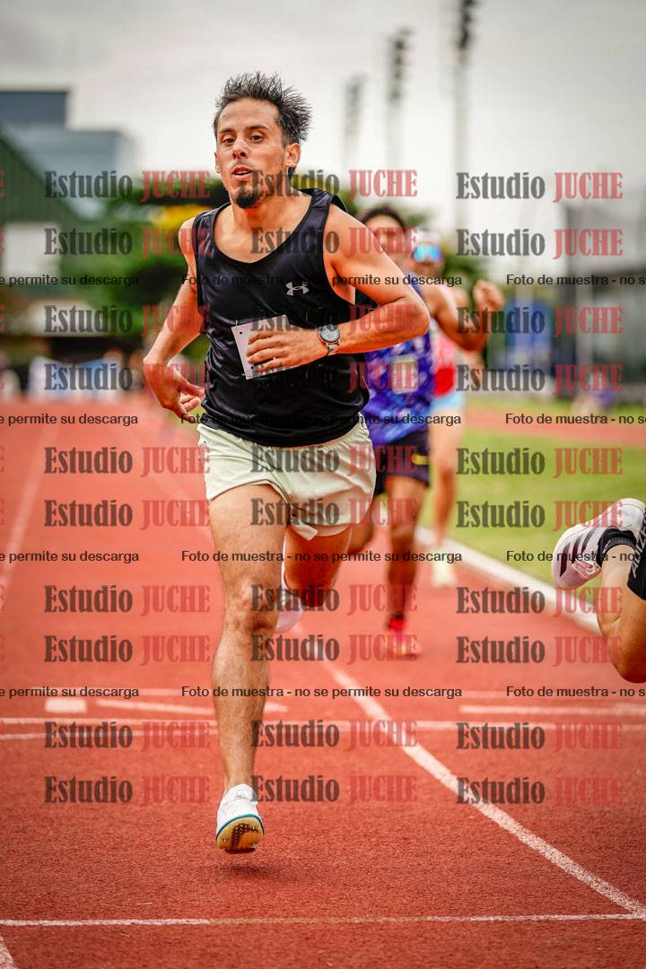 Fotos de los 800 m de varones