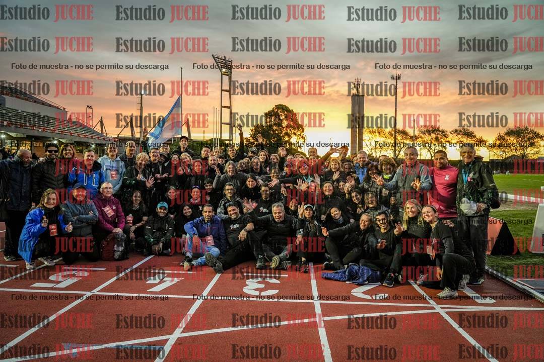 Fotos de algunos extras y podios del día 3