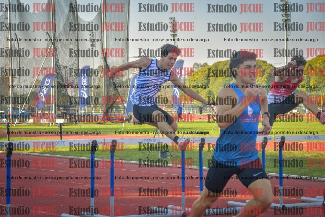 Fotos de los 400 m con vallas de varones