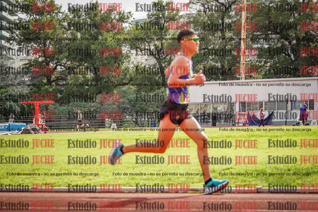 Fotos de los 3000 m llanos de varones