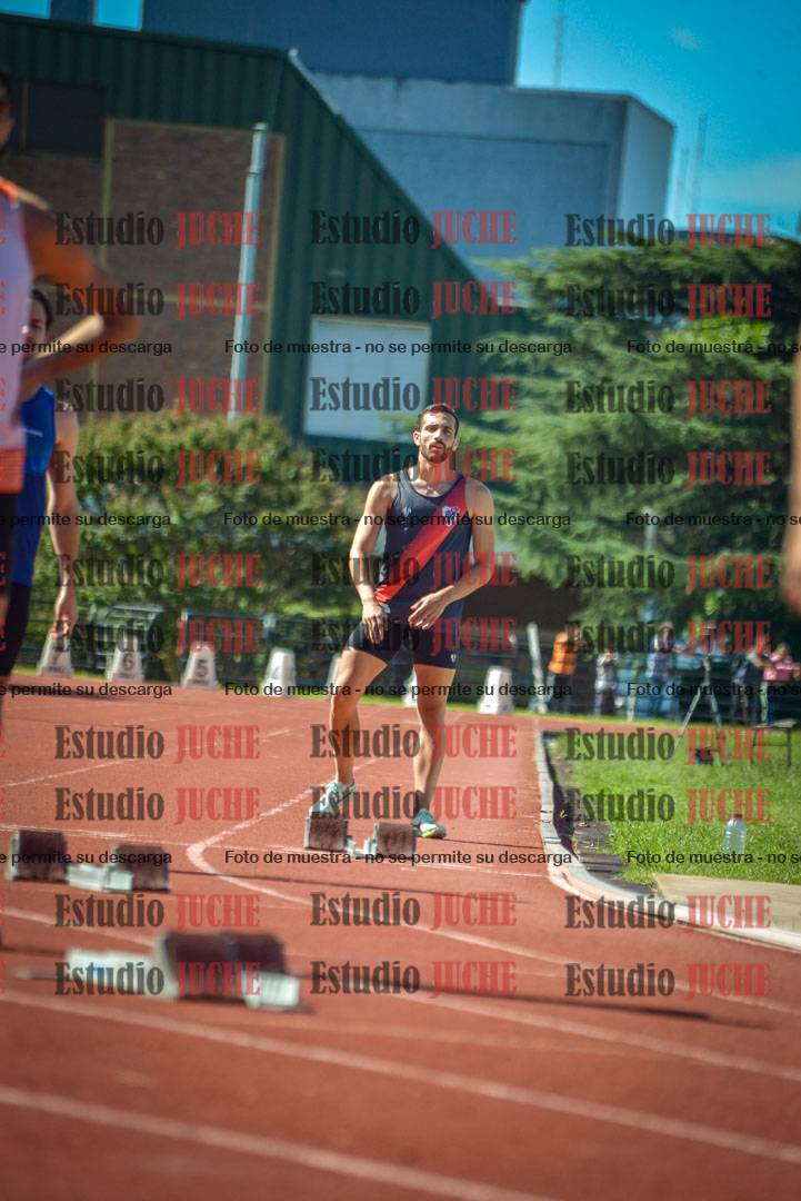 Fotos de los 400 m llanos de varones